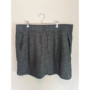 Orvis XXL Skort Active Green Camo Print Athletic, hike, outdoors, Athleisure